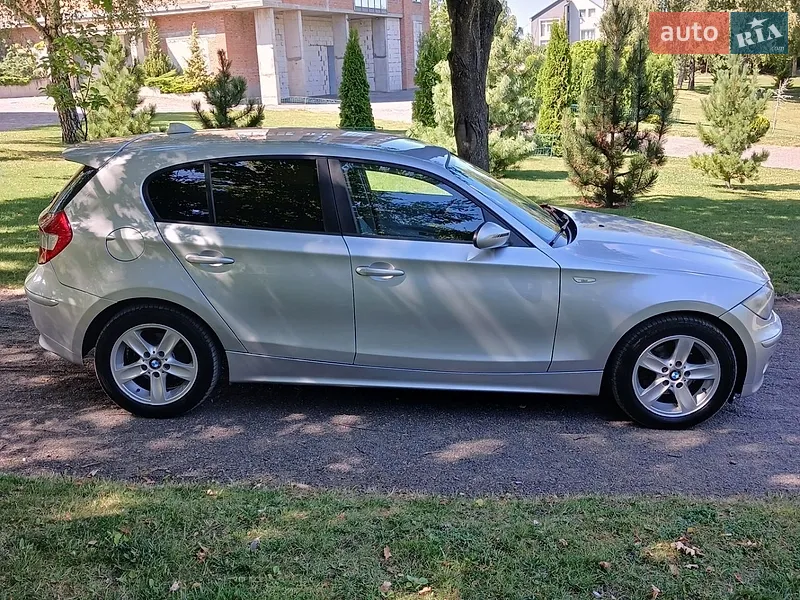 BMW 1 Series 2005
