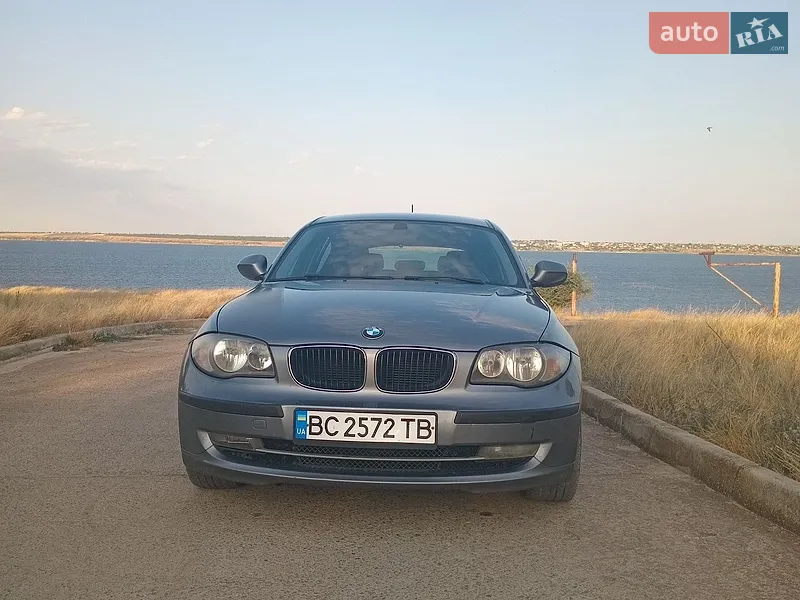 BMW 1 Series 2011