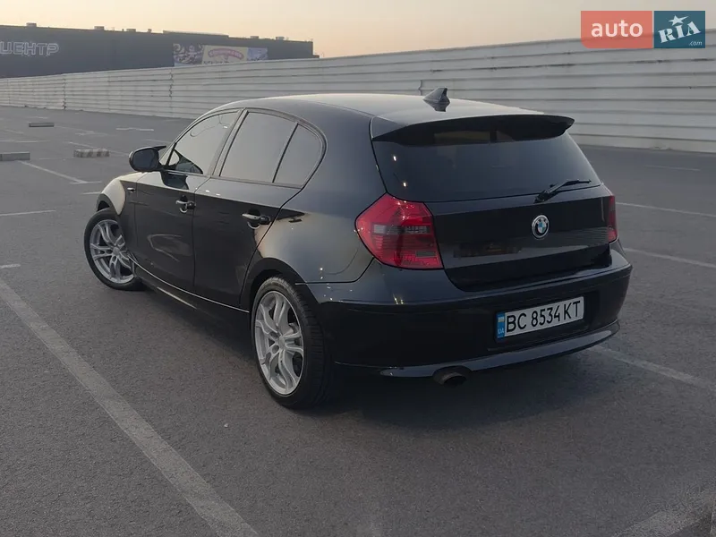 BMW 1 Series 2011