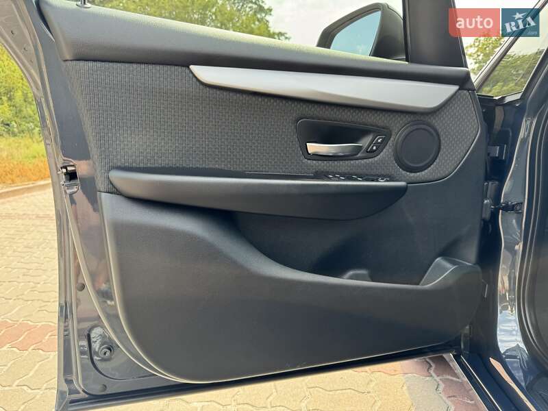 Минивэн BMW 2 Series Gran Tourer 2015 в Киеве фото 34 Минивэн BMW 2 Series Gran Tourer 2015 в Киеве