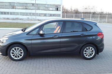 Хетчбек BMW 2 Series 2015 в Запоріжжі