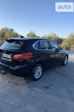Купе BMW 2 Series 2015 в Львове