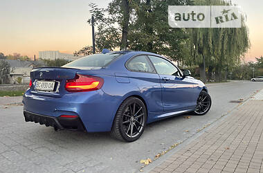 Купе BMW 2 Series 2016 в Львове