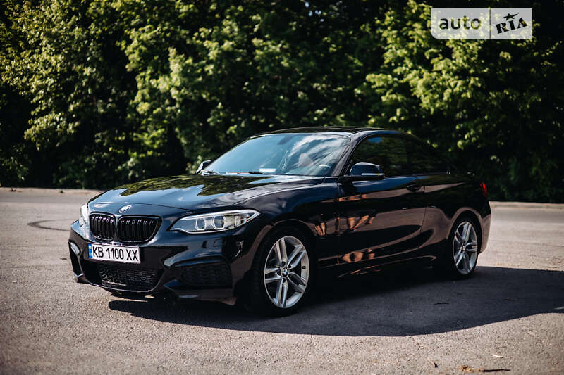 Купе BMW 2 Series 2016 в Виннице