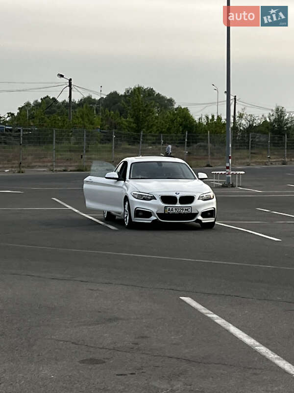 Купе BMW 2 Series 2014 в Києві
