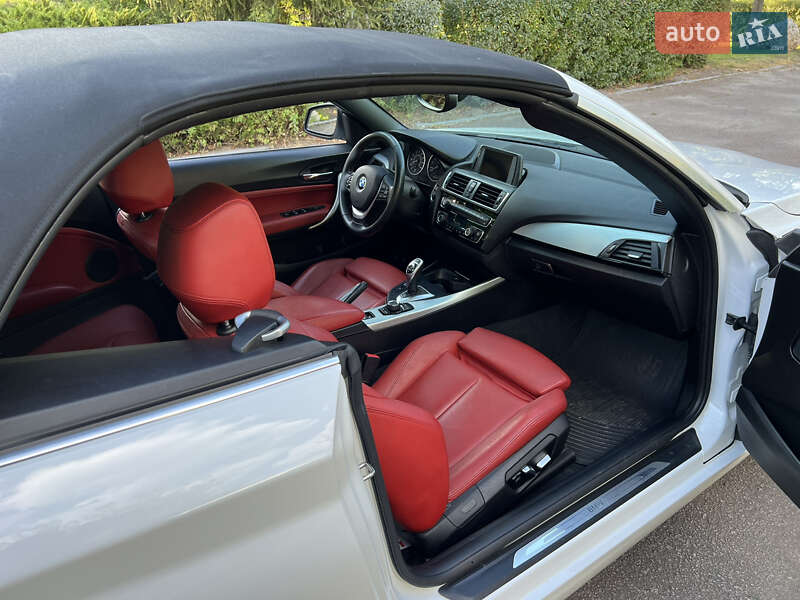 Кабріолет BMW 2 Series 2015 в Києві