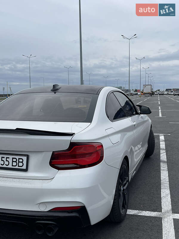 Купе BMW 2 Series 2015 в Львові