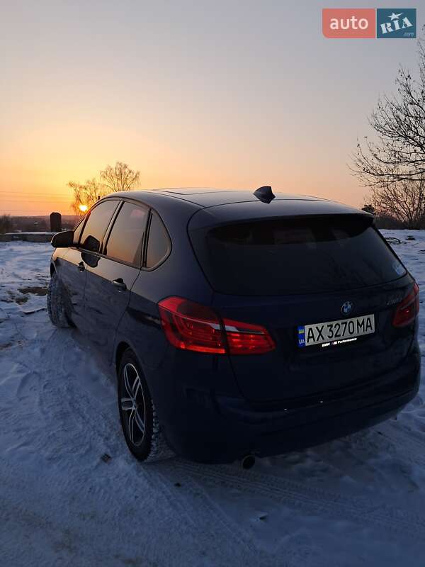 Мікровен BMW 2 Series 2016 в Харкові