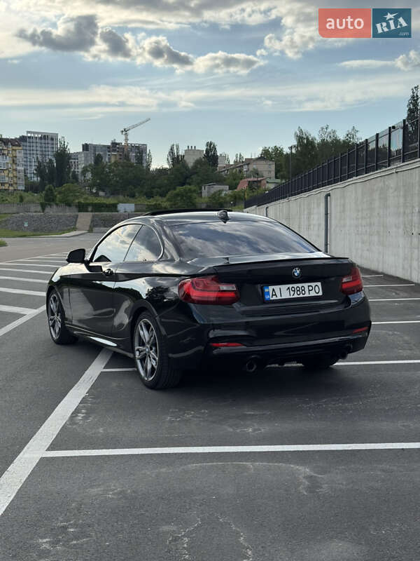 Купе BMW 2 Series 2015 в Киеве
