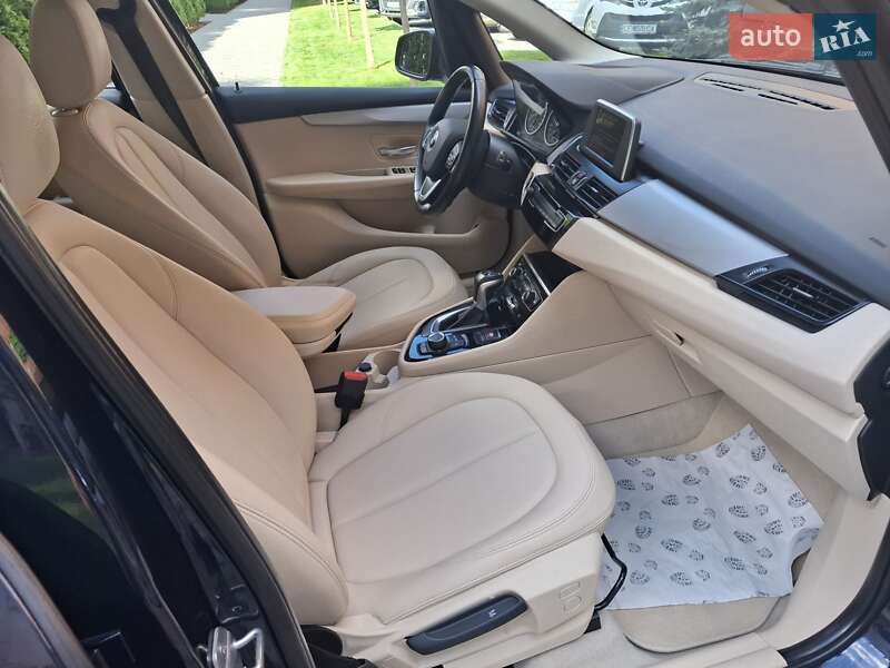 Микровэн BMW 2 Series 2015 в Черновцах фото 15 Микровэн BMW 2 Series 2015 в Черновцах