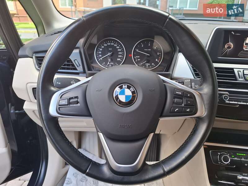 Микровэн BMW 2 Series 2015 в Черновцах фото 22 Микровэн BMW 2 Series 2015 в Черновцах