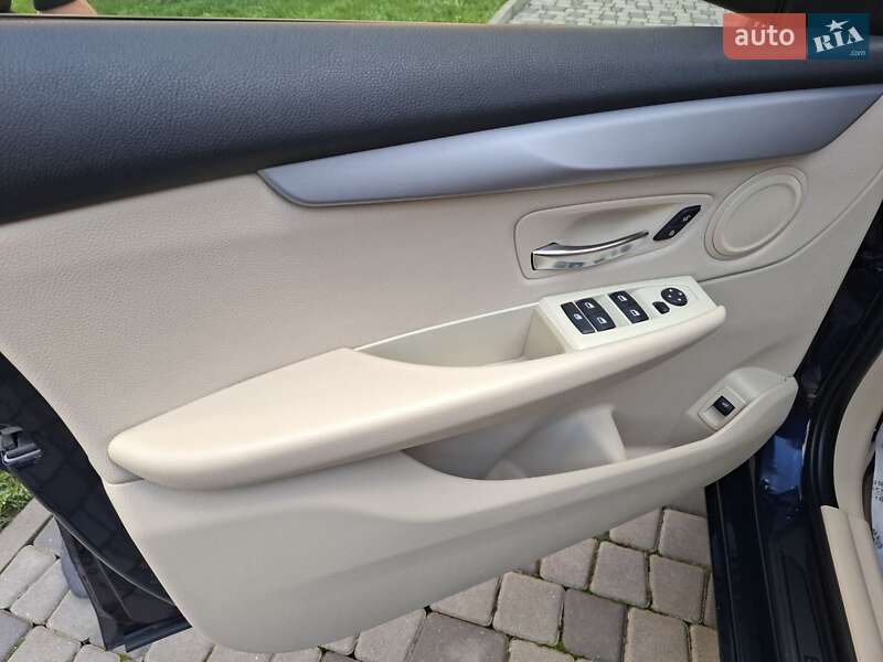 Микровэн BMW 2 Series 2015 в Черновцах фото 23 Микровэн BMW 2 Series 2015 в Черновцах