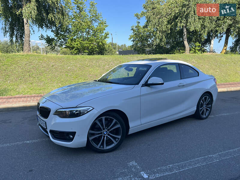 Купе BMW 2 Series 2015 в Києві
