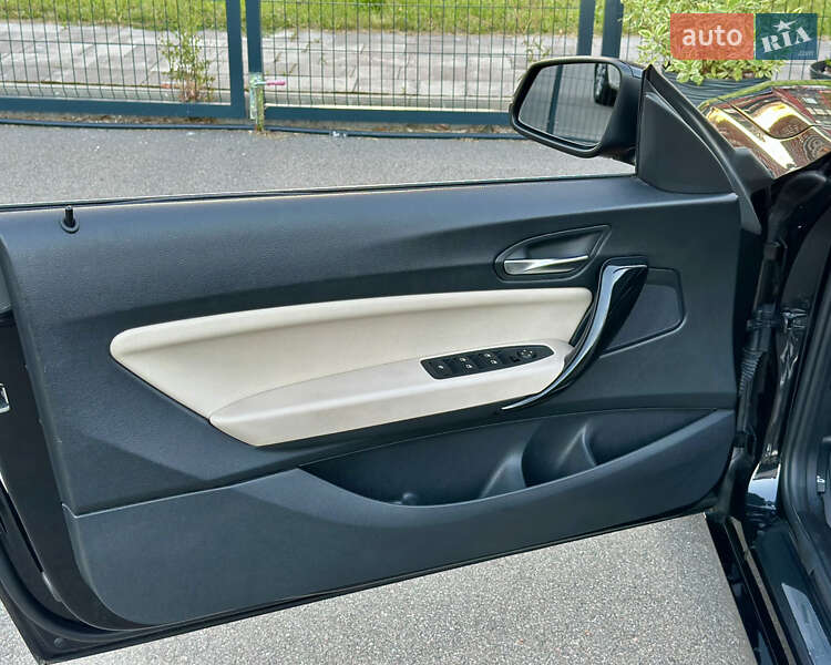 Кабриолет BMW 2 Series 2017 в Киеве фото 21 Кабриолет BMW 2 Series 2017 в Киеве