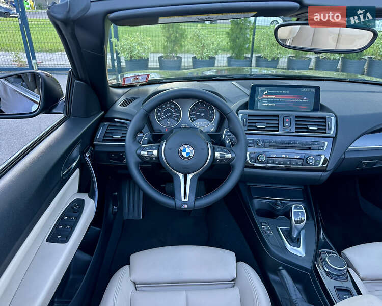 Кабриолет BMW 2 Series 2017 в Киеве фото 32 Кабриолет BMW 2 Series 2017 в Киеве