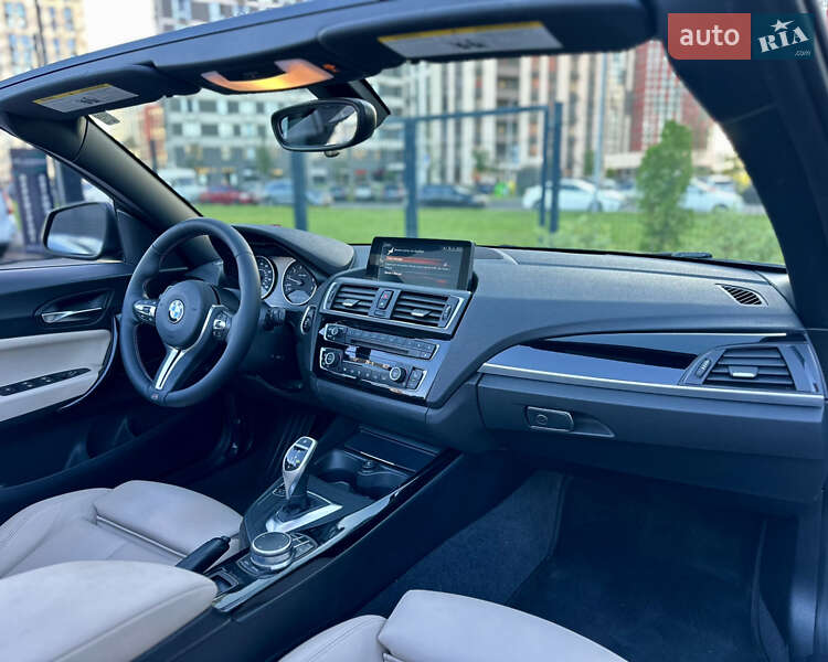Кабриолет BMW 2 Series 2017 в Киеве фото 34 Кабриолет BMW 2 Series 2017 в Киеве