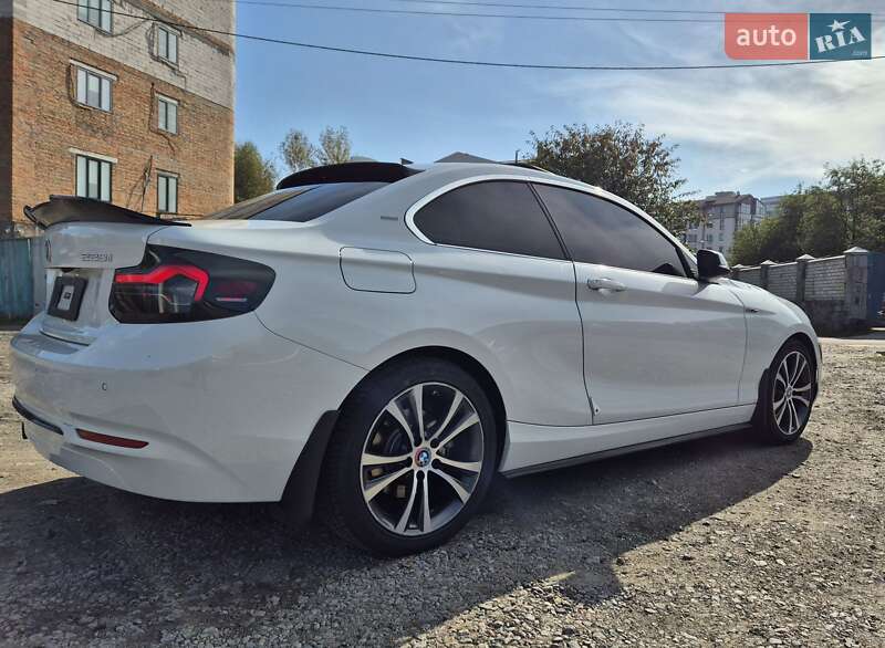 Купе BMW 2 Series 2016 в Киеве