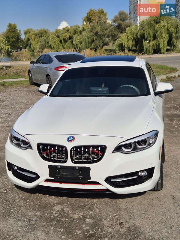 Купе BMW 2 Series 2016 в Киеве