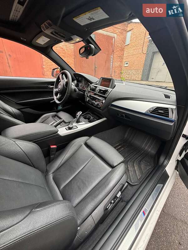 Купе BMW 2 Series 2016 в Киеве фото 16 Купе BMW 2 Series 2016 в Киеве