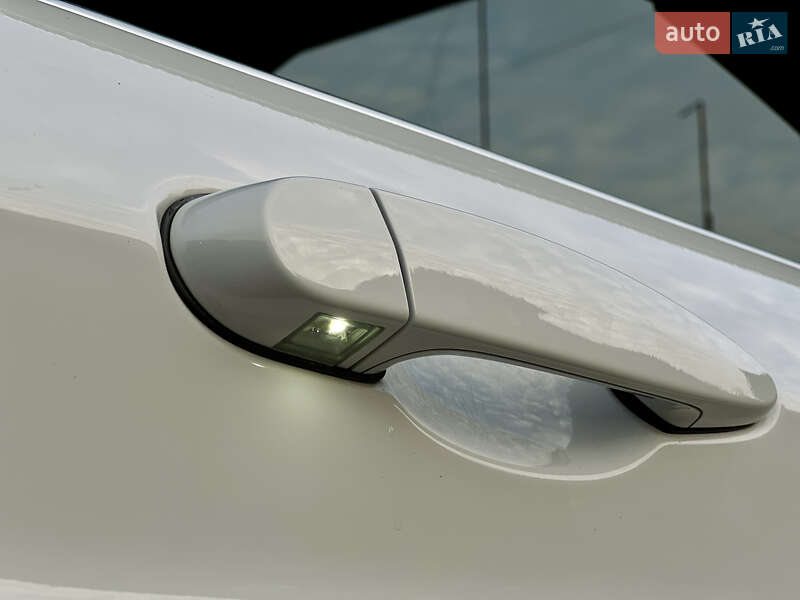 Купе BMW 2 Series 2015 в Луцке