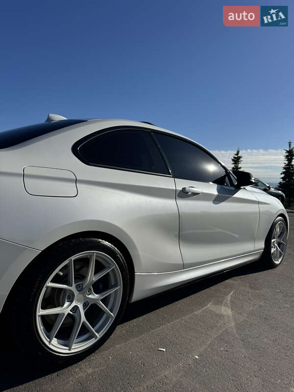 Купе BMW 2 Series 2015 в Ивано-Франковске фото 4 Купе BMW 2 Series 2015 в Ивано-Франковске