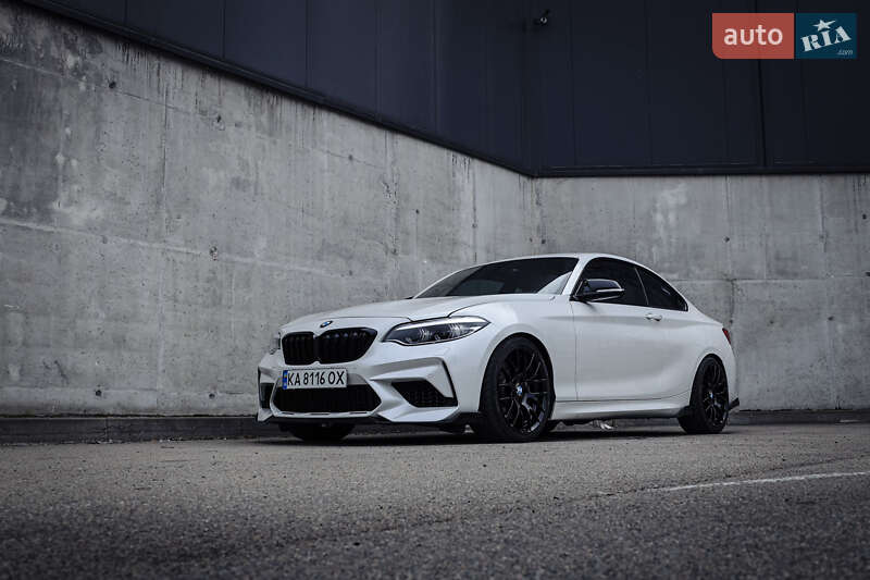 Купе BMW 2 Series 2015 в Киеве фото 19 Купе BMW 2 Series 2015 в Киеве