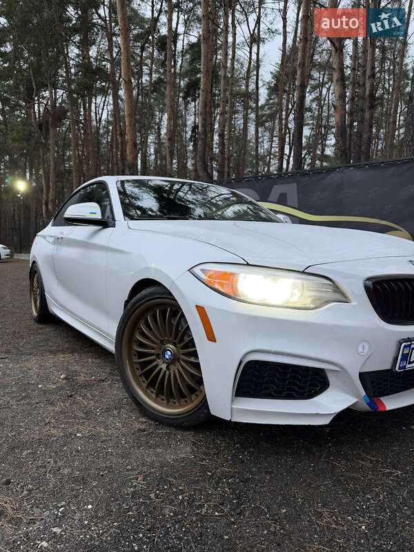 Купе BMW 2 Series 2015 в Киеве