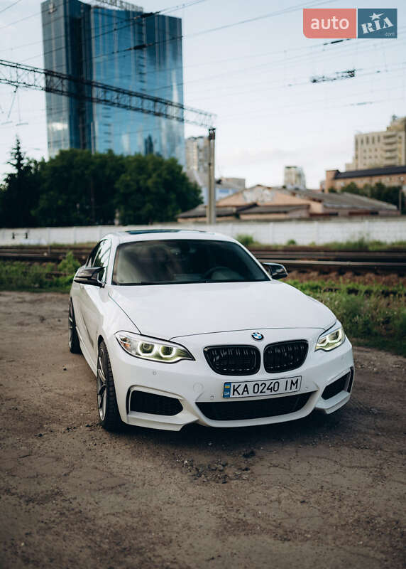 Купе BMW 2 Series 2017 в Киеве фото 2 Купе BMW 2 Series 2017 в Киеве