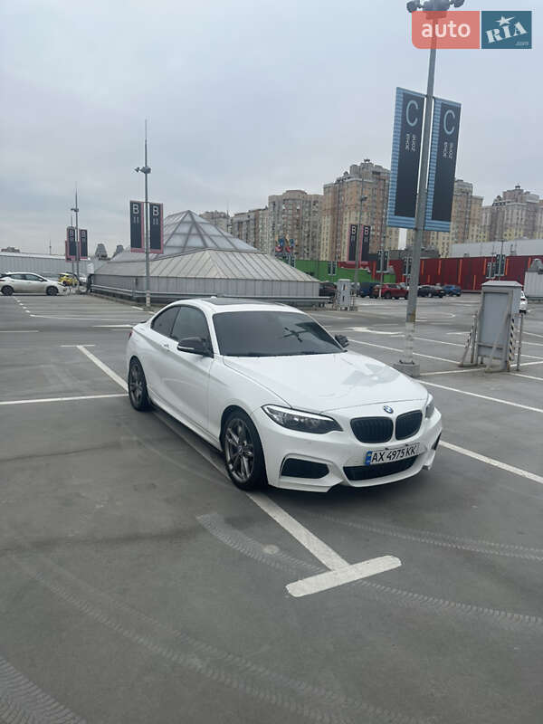 Купе BMW 2 Series 2015 в Киеве