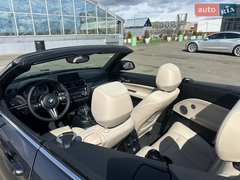 Кабриолет BMW 2 Series 2015 в Киеве