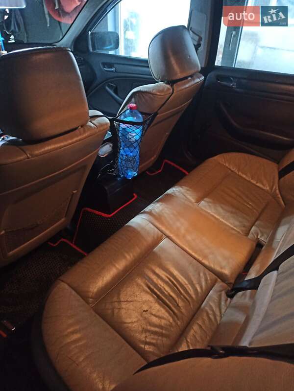 Купе BMW 3 Series Compact 2003 в Одесі фото 2 Купе BMW 3 Series Compact 2003 в Одесі