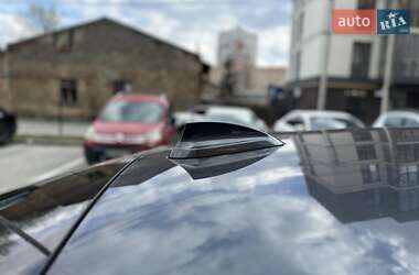 Лифтбек BMW 3 Series GT 2017 в 