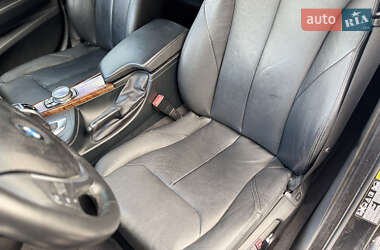 Ліфтбек BMW 3 Series GT 2014 в  фото 104 Ліфтбек BMW 3 Series GT 2014 в