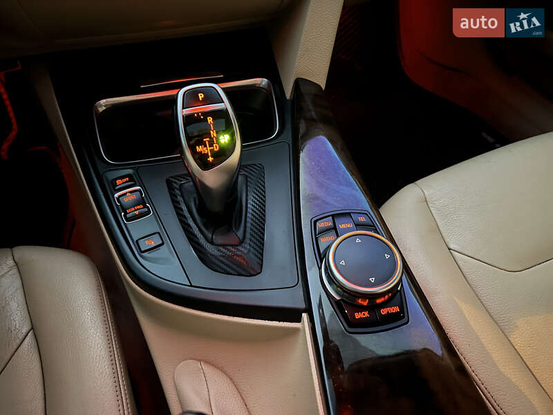 Ліфтбек BMW 3 Series GT 2014 в Вишневому фото 34 Ліфтбек BMW 3 Series GT 2014 в Вишневому