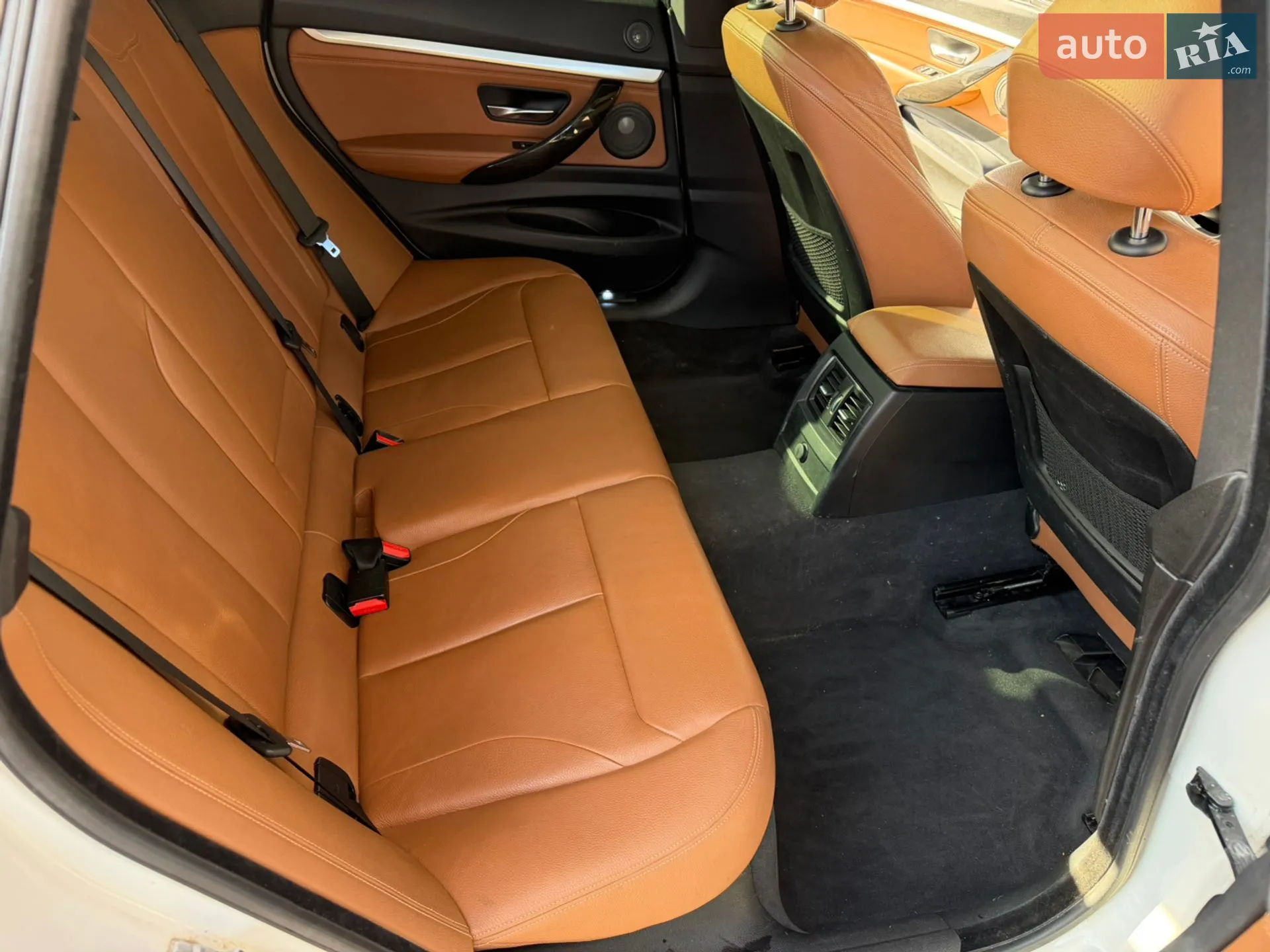 2016 BMW 3er - мініатюра 16