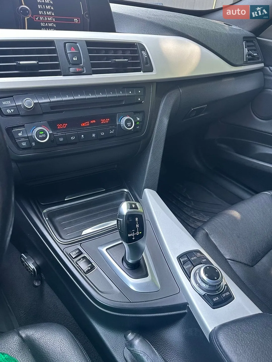 BMW 3 Series GT 2013 VIN WBA3Y31020DZ19493 фото оголошення 4 з 6