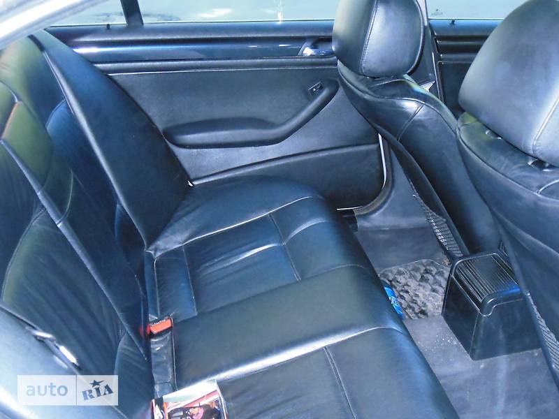 Седан BMW 3 Series 1998 в Каменском