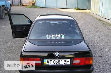 Седан BMW 3 Series 1988 в Ивано-Франковске