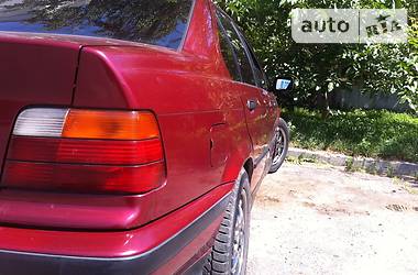 Седан BMW 3 Series 1995 в Черкассах