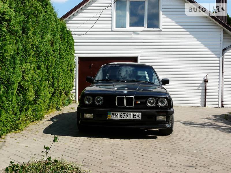 Седан BMW 3 Series 1986 в Житомире