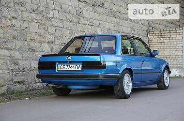 Купе BMW 3 Series 1986 в Черновцах