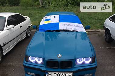 Седан BMW 3 Series 1995 в Запорожье