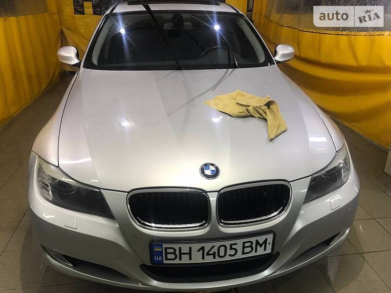 Седан BMW 3 Series 2011 в Одессе