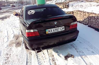 Седан BMW 3 Series 1997 в Харькове