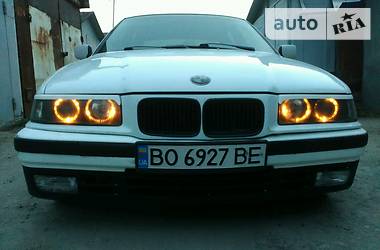 Седан BMW 3 Series 1994 в Тернополе