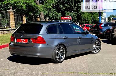 Универсал BMW 3 Series 2010 в Киеве