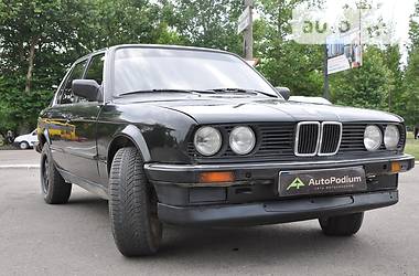 Седан BMW 3 Series 1985 в Николаеве