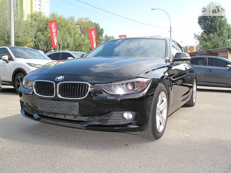 Седан BMW 3 Series 2012 в Києві