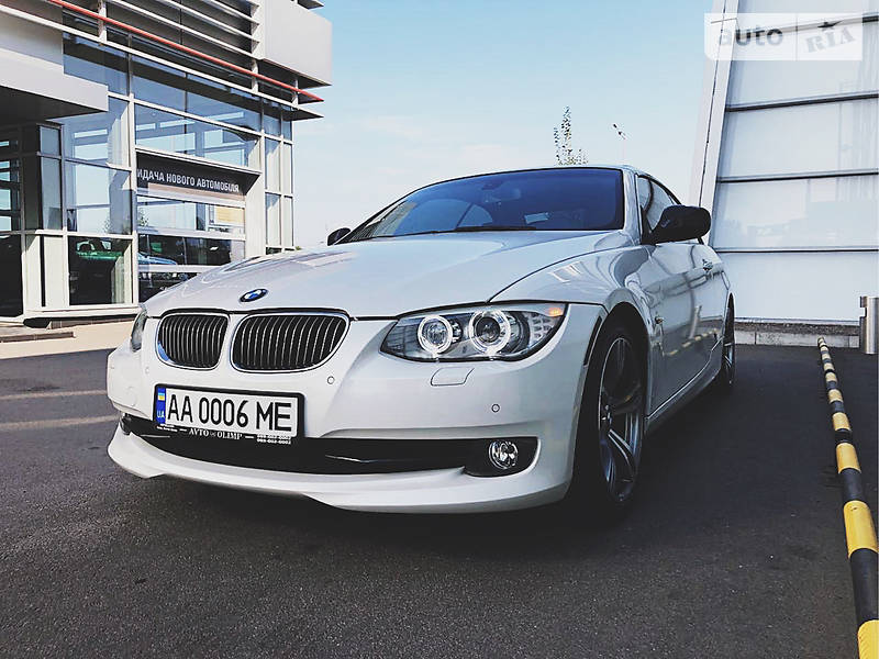 Кабриолет BMW 3 Series 2012 в Киеве