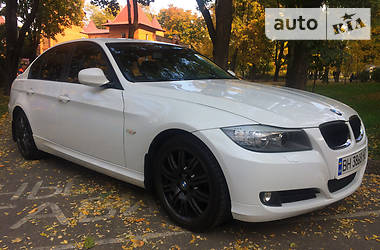 Седан BMW 3 Series 2011 в Одессе